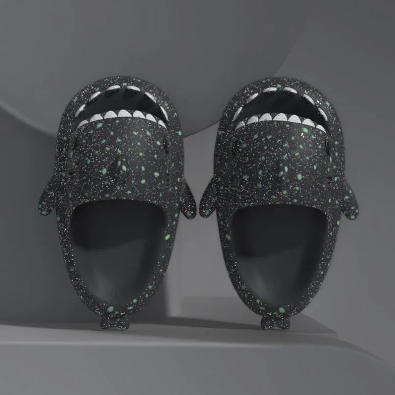 Slippers Shark Flip Flops Women Home Cloud Clapper Summer Soft Sandal Slippers Slides Non Slip Shoes Platform Ladies Luminous