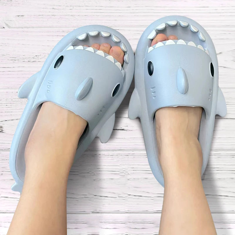 Fashion Shark Slippers Women Men Outside Sandals Couples Beach Flip Flops Indoor Slides Summer Shoes EVA Non-slip Sports Sandals