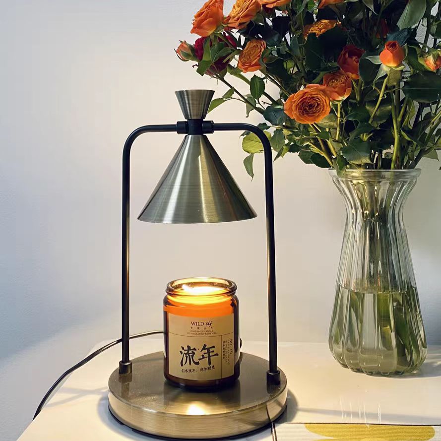 Melting wax lamp